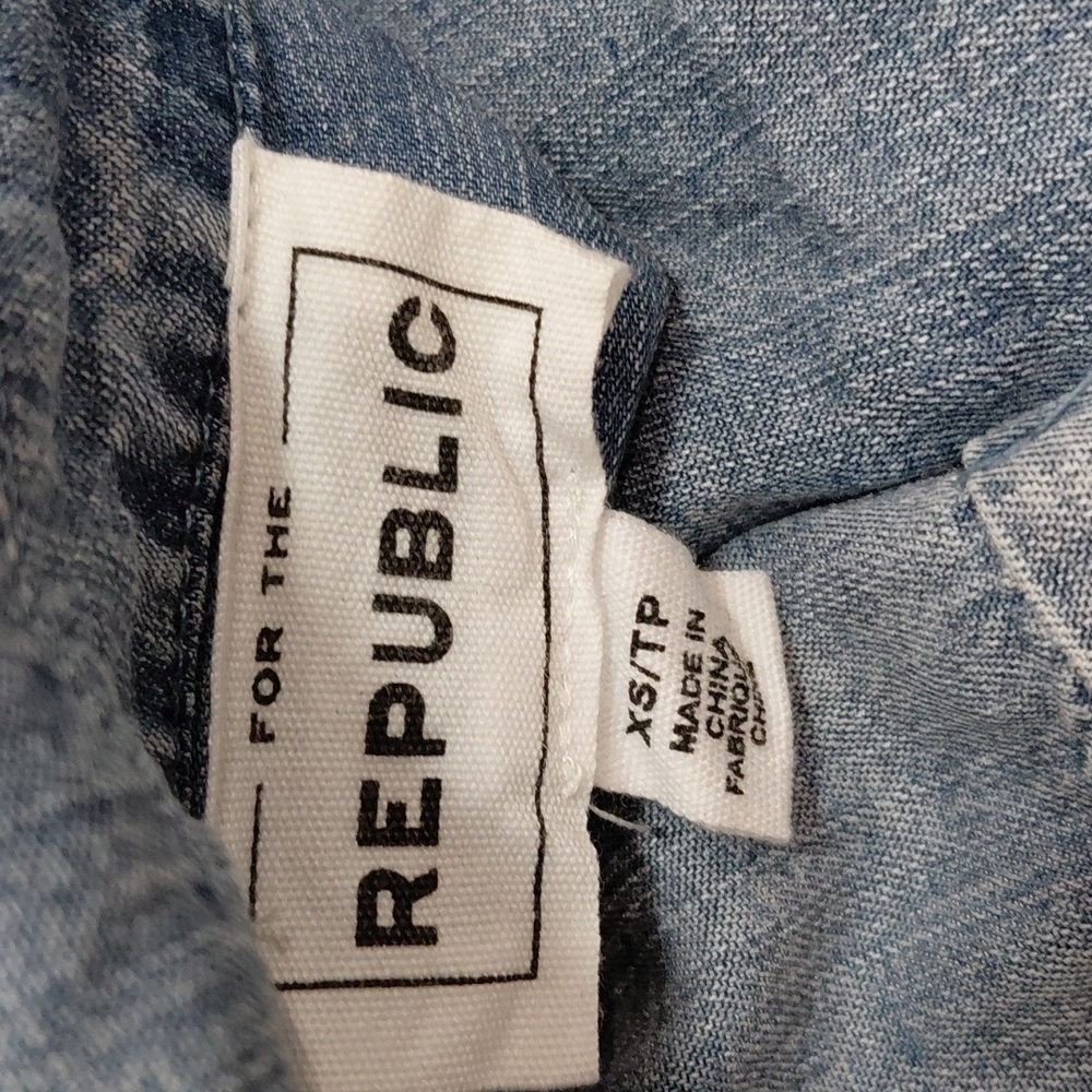 For The Republic Short Sleeves Top Size XS - Picture 4 of 4